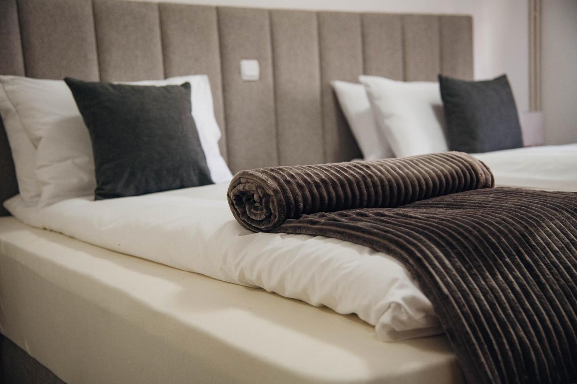 Urban Studio Apartments Στρώμνιτσα Εξωτερικό φωτογραφία