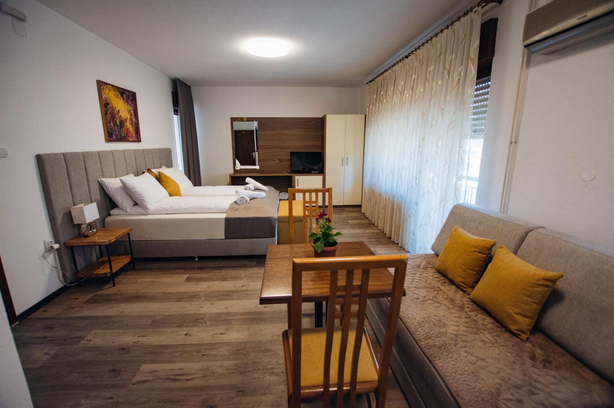Urban Studio Apartments Στρώμνιτσα Εξωτερικό φωτογραφία