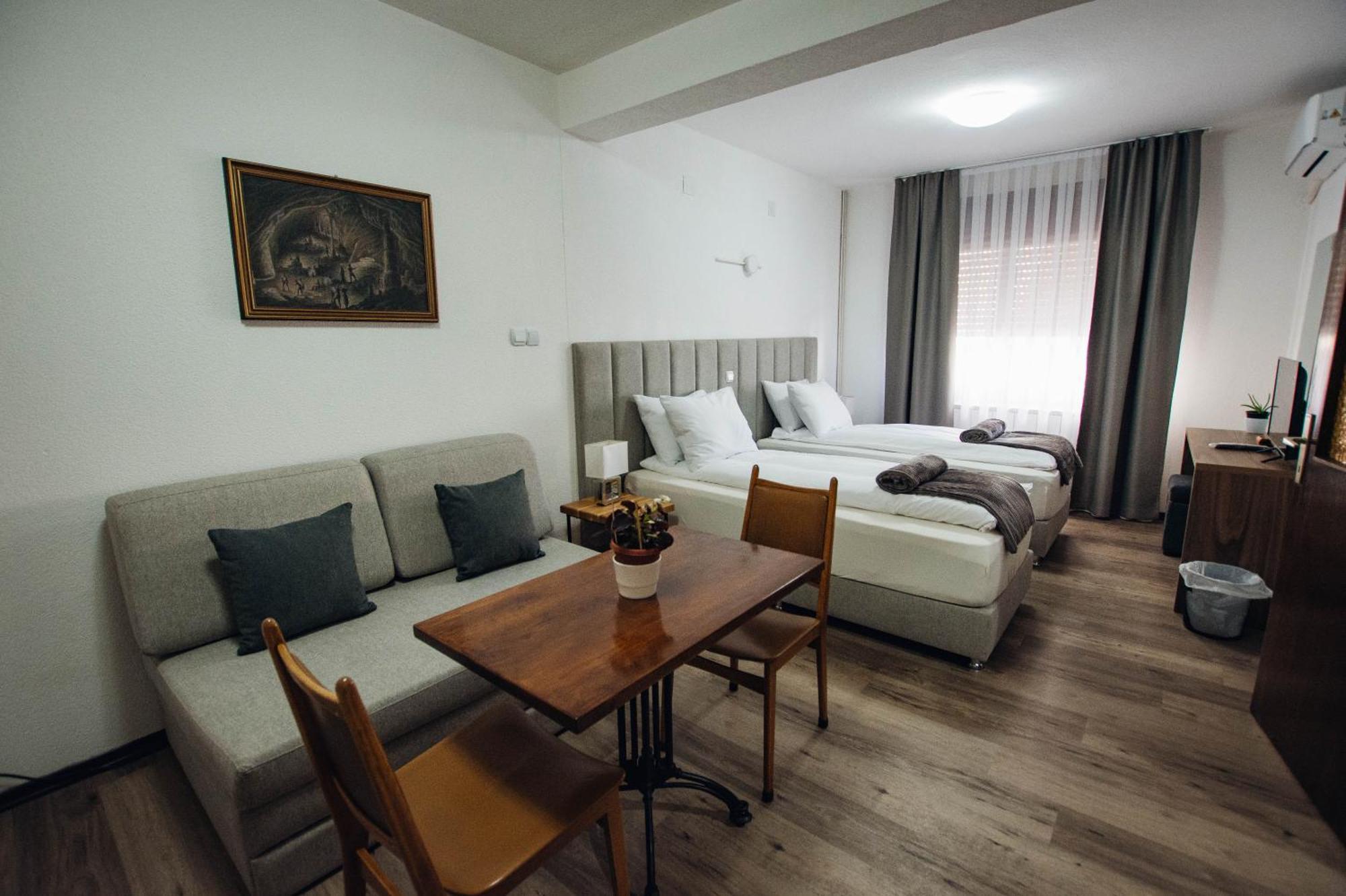 Urban Studio Apartments Στρώμνιτσα Εξωτερικό φωτογραφία